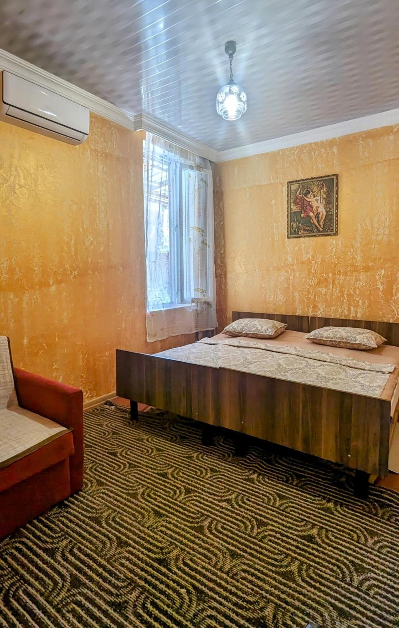 Mano'S Guest House 코불레티 외부 사진