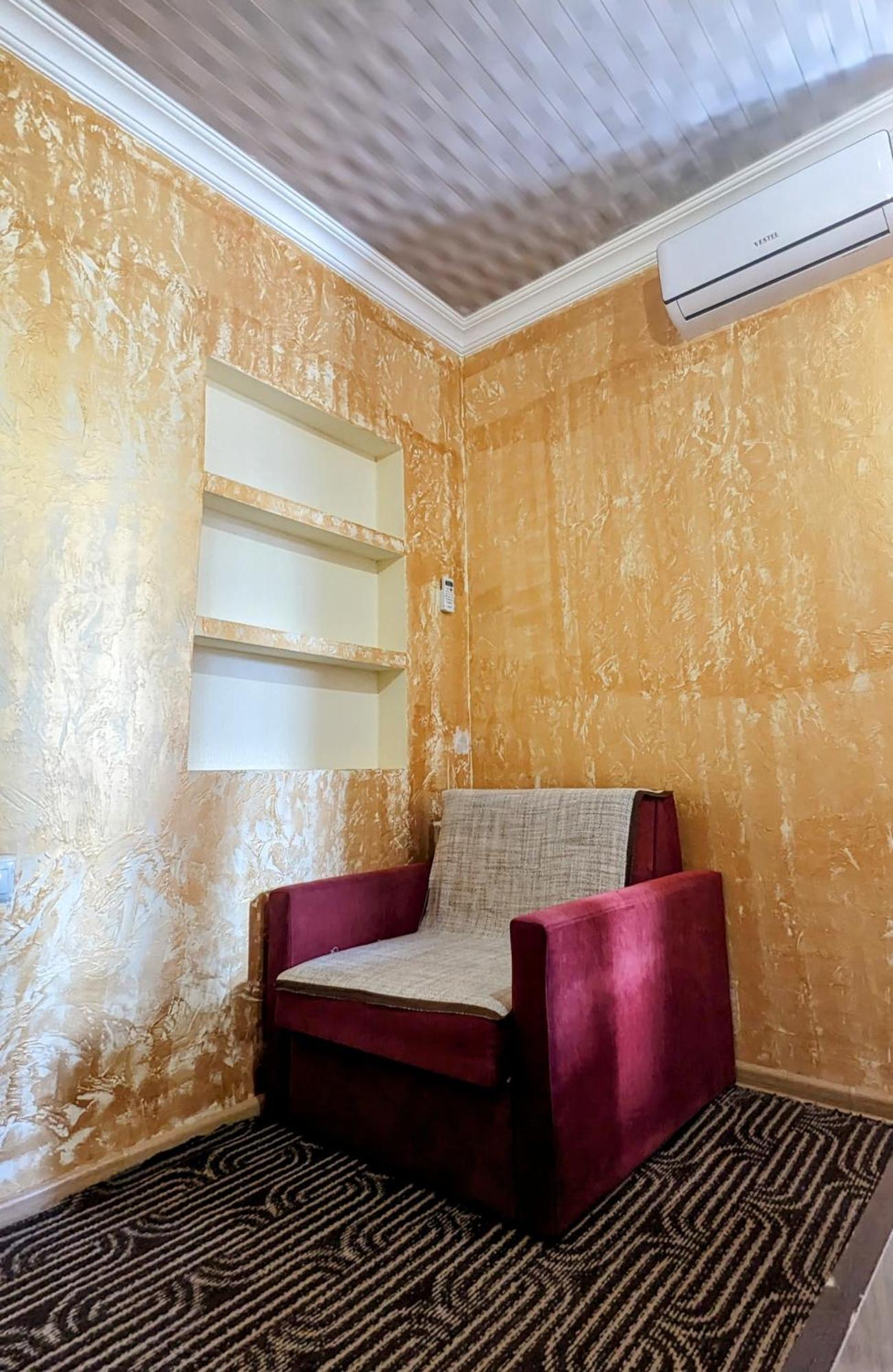 Mano'S Guest House 코불레티 외부 사진