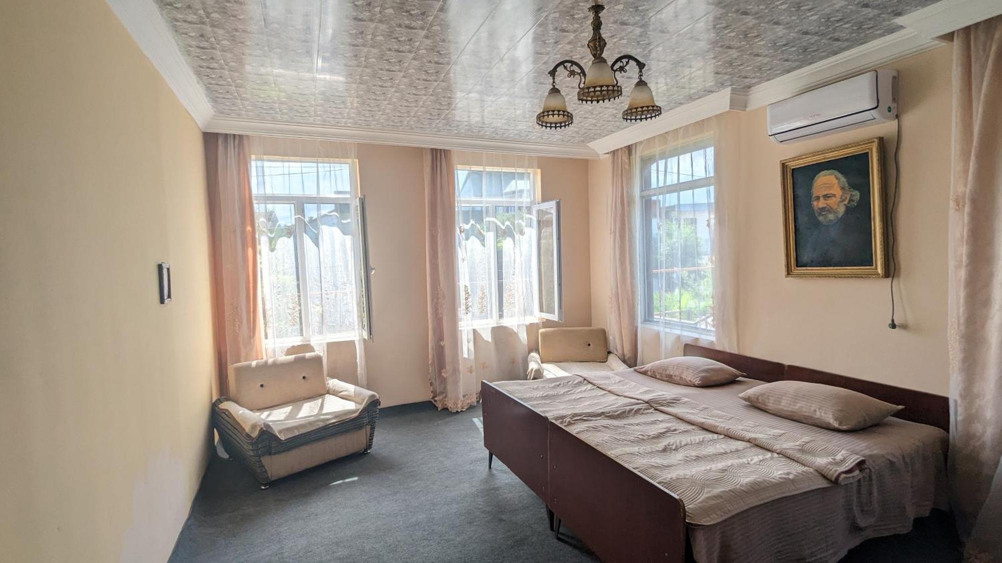 Mano'S Guest House 코불레티 외부 사진